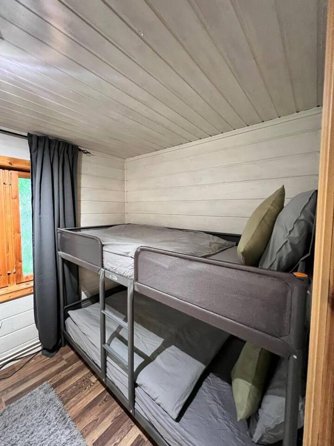 AuktsjaurGemuetliches Blockhaus Im Wald别墅 外观 照片